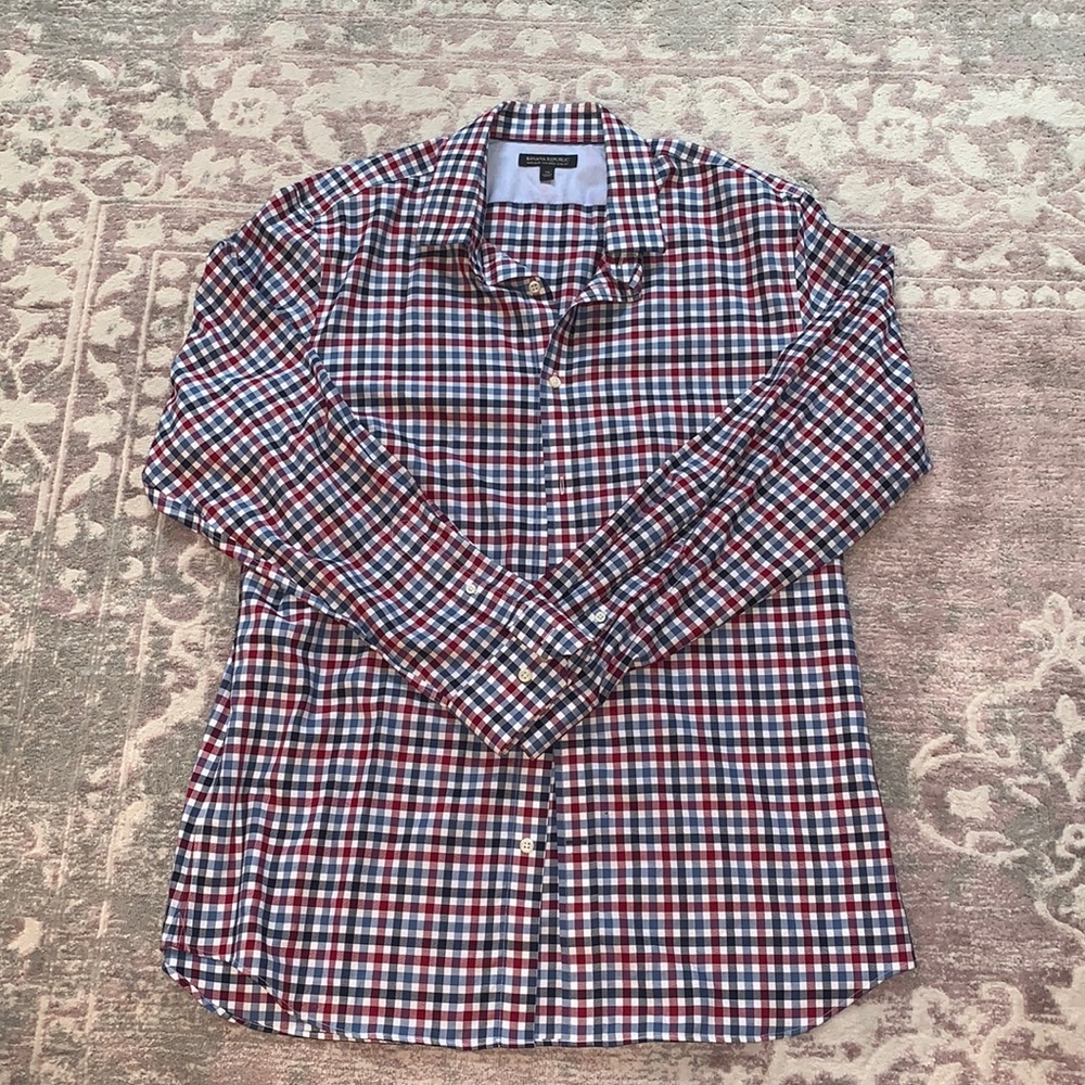 Banana Republic Button-Down